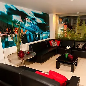 4* Hotel Aw Chipichape Urban